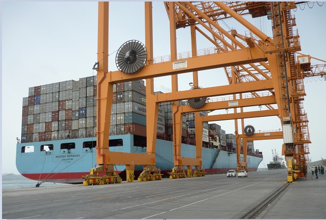 BAFCO container terminal with reach stackers