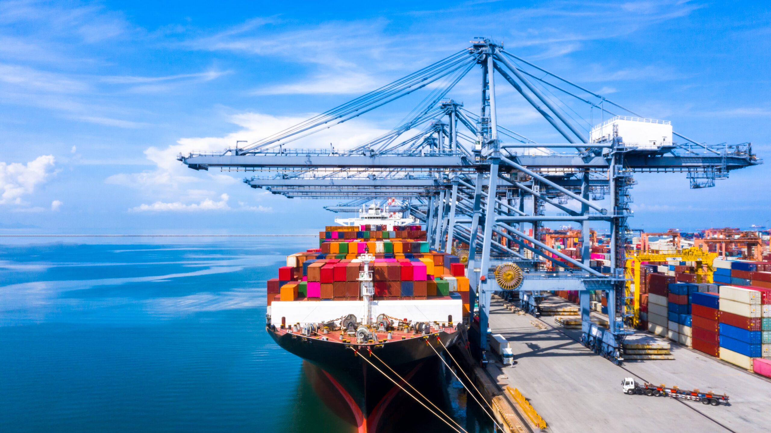 What Services Can You Expect from a Maritime Transport Company in Saudi Arabia?