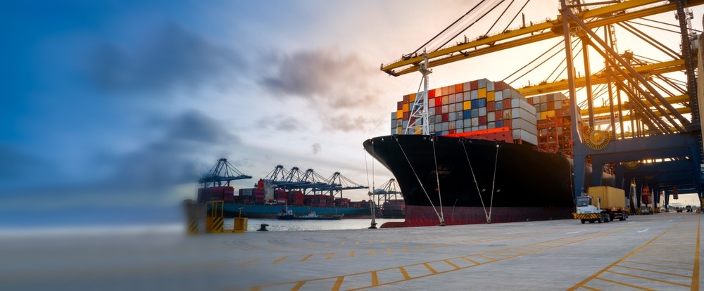 Why Choose BAFCO? Multinational Forwarders in Saudi Arabia vs. Regional Logistics Providers